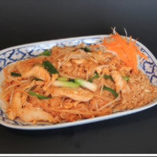 F1. Pad Thai